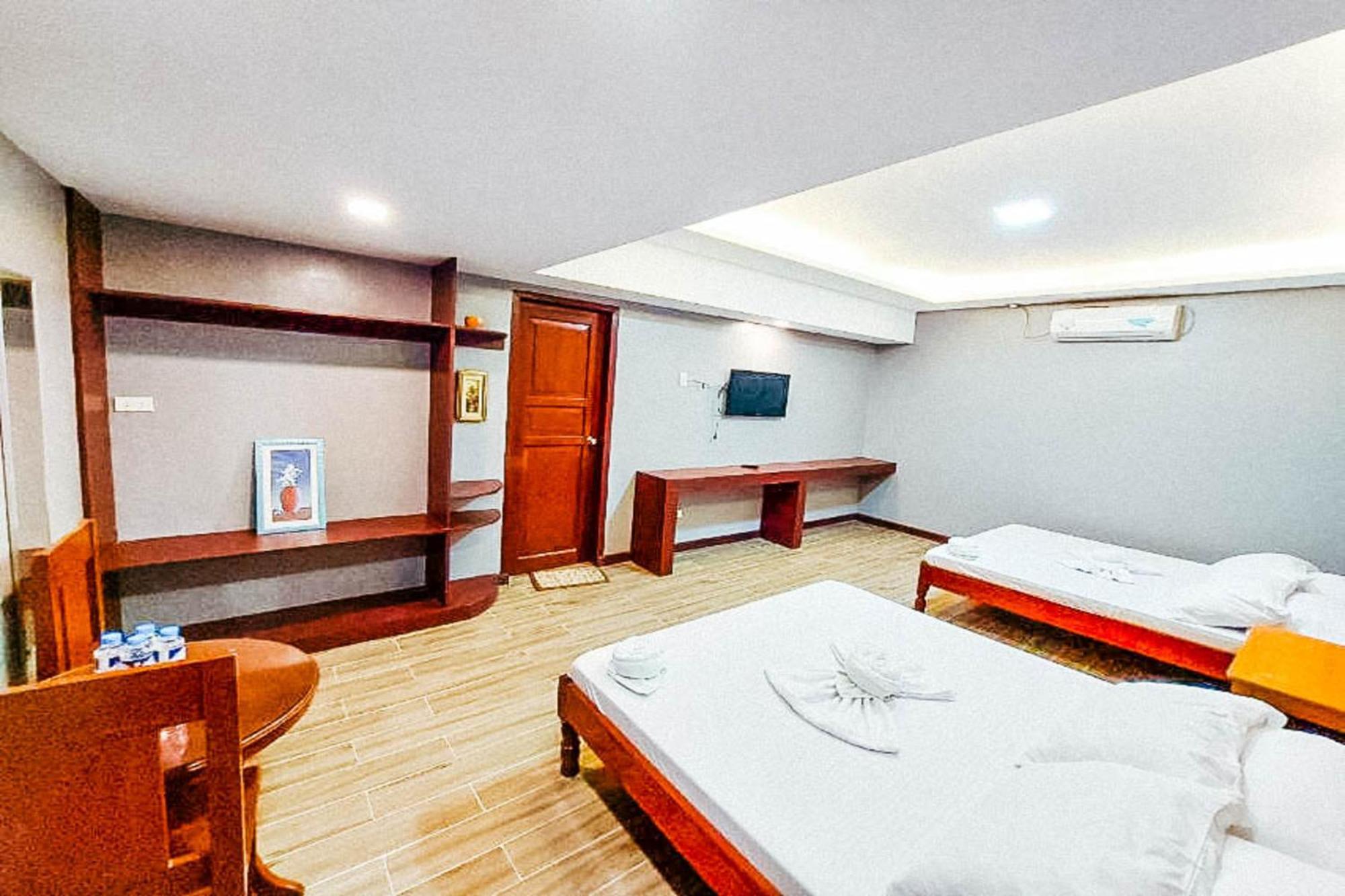 Mbg Travellers Inn Powered By Cocotel بويرتو برينسيسا الغرفة الصورة